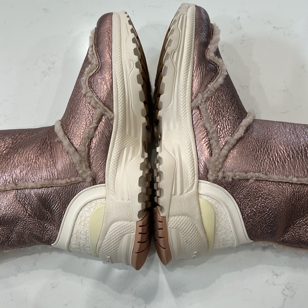 NWOT Coach Portia Cold Weather Bootie Pink Metallic Rose Gold Shearling Boot 9B - Picture 5 of 9